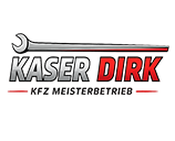 Fahrzeug in moderner Lackierkabine w hrend der Neulackierung